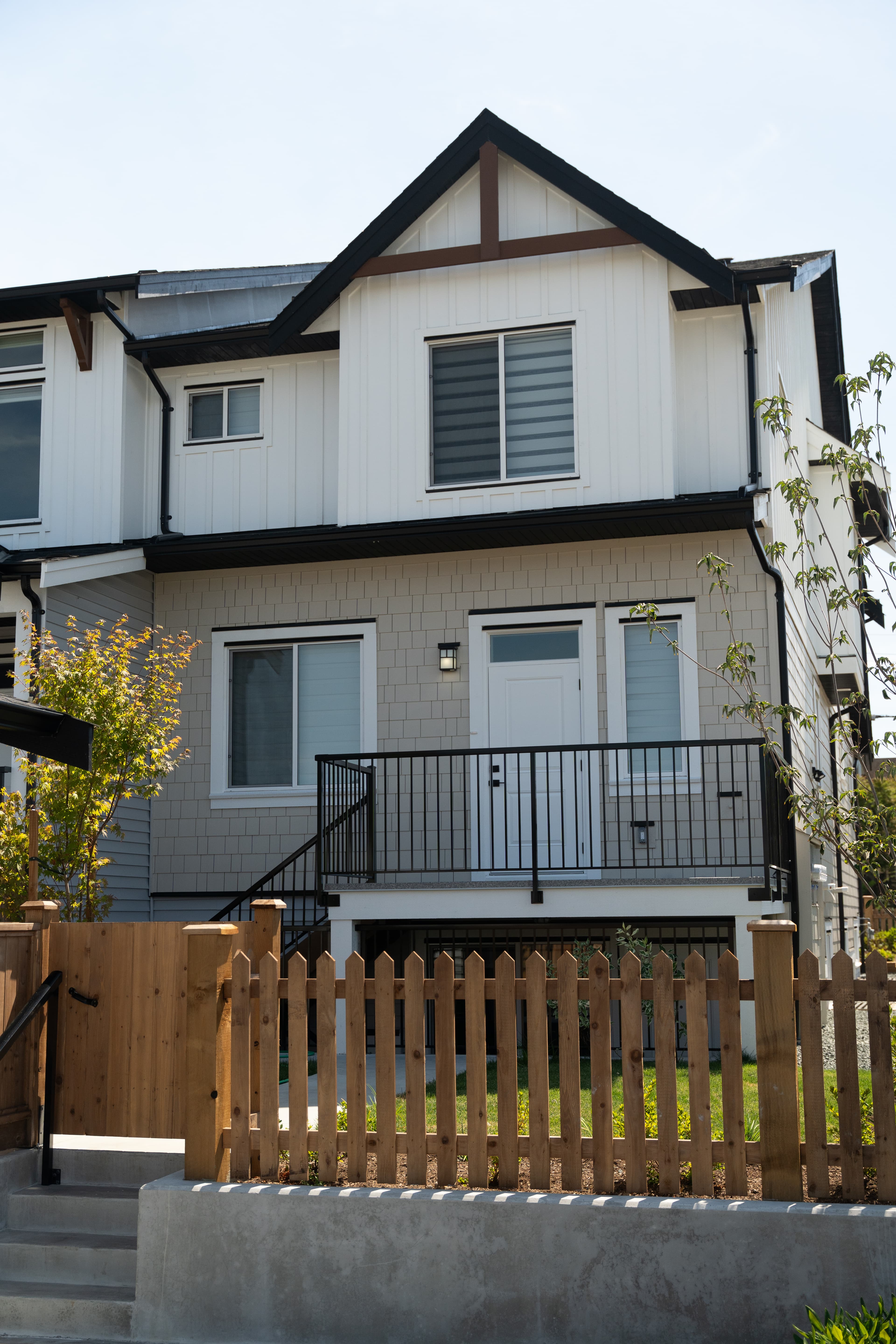 Balcony and entry detail on a Willoughby Row streetfront elevation